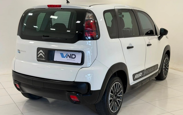 imagem-https://www.socarrao.com.br/sc-vehicle-images-prod/3716235/1788899496693-28e7f2a1c3ab4cab8cbf550b01e14737_1788876015008.jpg