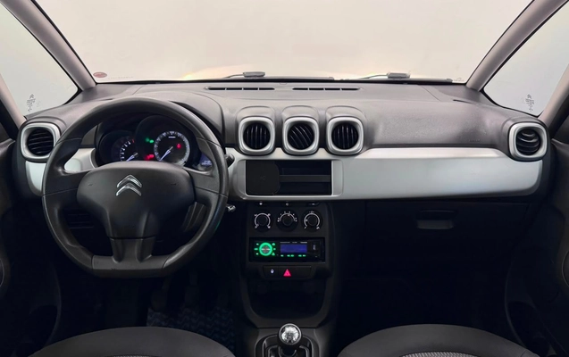 imagem-https://www.socarrao.com.br/sc-vehicle-images-prod/3716235/1788899496697-81c40a0ee2cb443891b6e21f9192681e_1788876015024.jpg