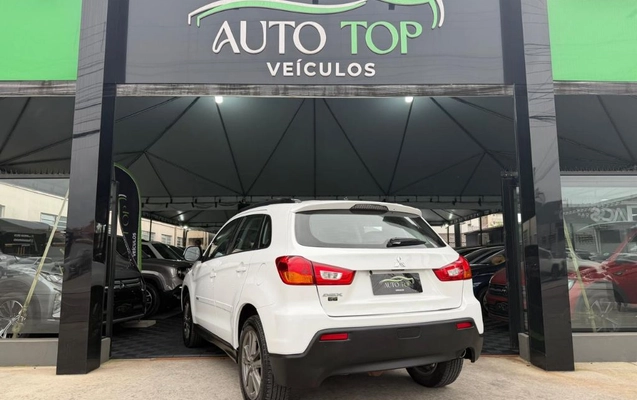 imagem-https://www.socarrao.com.br/sc-vehicle-images-prod/3716477/1789217058751-gb-8fea786.jpg