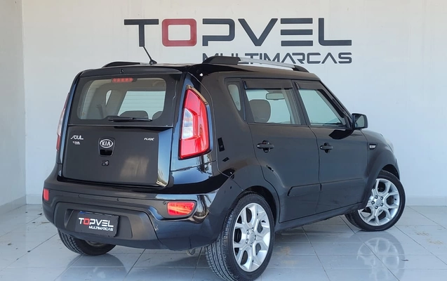 imagem-https://www.socarrao.com.br/sc-vehicle-images-prod/3716484/1788900378621-003_6198ef83d560d64975fc511cbdd37290.jpeg