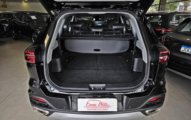 imagem-https://www.socarrao.com.br/sc-vehicle-images-prod/3716784/1788901087580-Trwa4GqGiIrutSaXogsgCvGUpkWFu4B2.jpg