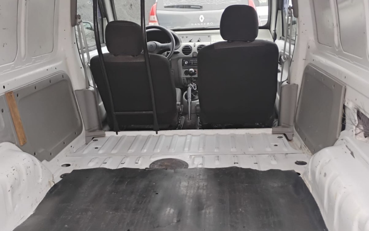 imagem-https://www.socarrao.com.br/sc-vehicle-images-prod/3716806/1788901581269-V2hhdHNBcHAgSW1hZ2UgMjAyNi0wOS0wNSBhdCAxMy40NC40NiAoMykuanBlZw.jpeg