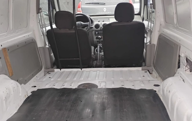 imagem-https://www.socarrao.com.br/sc-vehicle-images-prod/3716806/1788901581269-V2hhdHNBcHAgSW1hZ2UgMjAyNi0wOS0wNSBhdCAxMy40NC40NiAoMykuanBlZw.jpeg