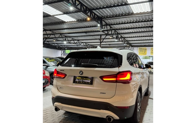 imagem-https://www.socarrao.com.br/sc-vehicle-images-prod/3716903/1788901817712-6_052142.jpg