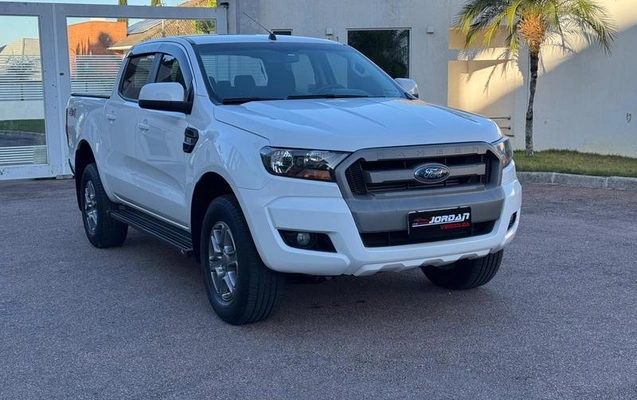 imagem-https://www.socarrao.com.br/sc-vehicle-images-prod/3717088/1788963097120-8458276_18_B_1bf08d9e6a.jpeg