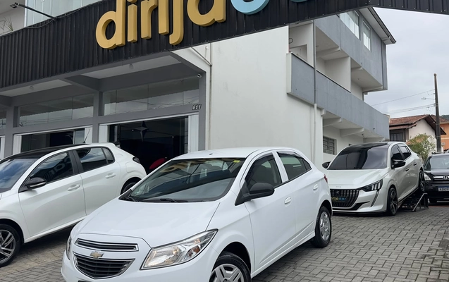 imagem-https://www.socarrao.com.br/sc-vehicle-images-prod/3717092/1788902183149-0cfa6e73-6b6a-4619-b49b-12ee945c9f63.jpeg