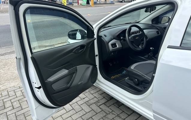 imagem-https://www.socarrao.com.br/sc-vehicle-images-prod/3717092/1788902183162-f8cefc67-f4de-40db-8513-df134eaf498d.jpeg
