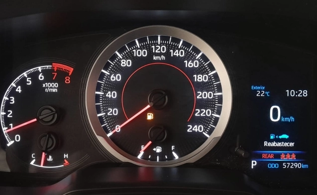 imagem-https://www.socarrao.com.br/sc-vehicle-images-prod/3717095/1789588615021-q2bC99KeetgaqQKcvnxWTmv4mwp6zzP4.jpg
