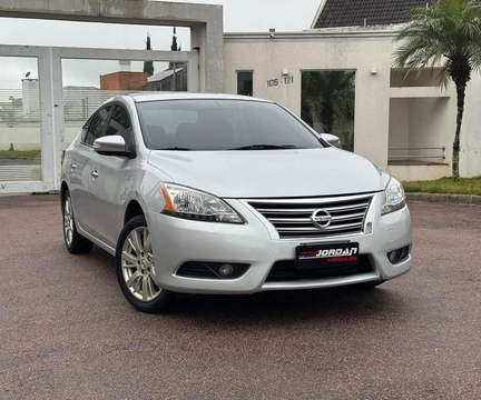 Nissan Sentra 2014 Prata — foto 1 de 3
