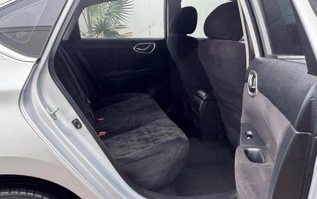 imagem-https://www.socarrao.com.br/sc-vehicle-images-prod/3717318/1788959191044-8458331_0_B_26677e2aaa.jpeg