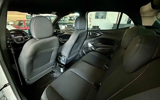 imagem-https://www.socarrao.com.br/sc-vehicle-images-prod/3717320/1788966139817-7fb93a4a4e764c46936bc1b11dfa6bb8_1788903069897.jpg