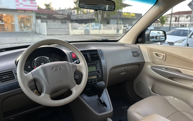 imagem-https://www.socarrao.com.br/sc-vehicle-images-prod/3717388/1788903387364-003_ebf2dece76f4c2002f241771ecb19709.jpeg