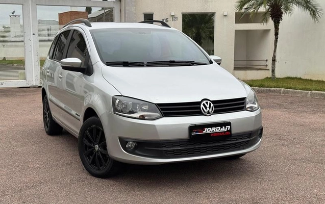 imagem-https://www.socarrao.com.br/sc-vehicle-images-prod/3717399/1788959299408-8458340_13_B_5421b44723.jpeg