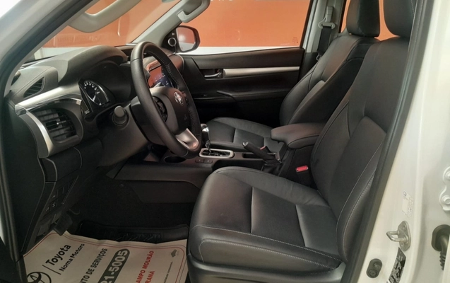 imagem-https://www.socarrao.com.br/sc-vehicle-images-prod/3717438/1789568017514-fqLwgpSFe6nI0ZvdgV9KdDJhLDnvsMWu.jpg