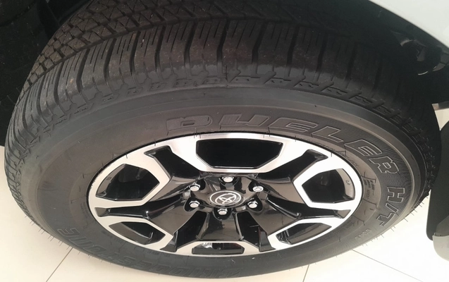 imagem-https://www.socarrao.com.br/sc-vehicle-images-prod/3717438/1789568017516-s0jWI5s4GV3QqG1UvDkUO2B6EfbbOobI.jpg