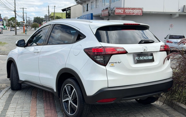 imagem-https://www.socarrao.com.br/sc-vehicle-images-prod/3718228/1788906937502-f9b76cb986a44779bc4e22e641dd7efe_1788906876967.jpg