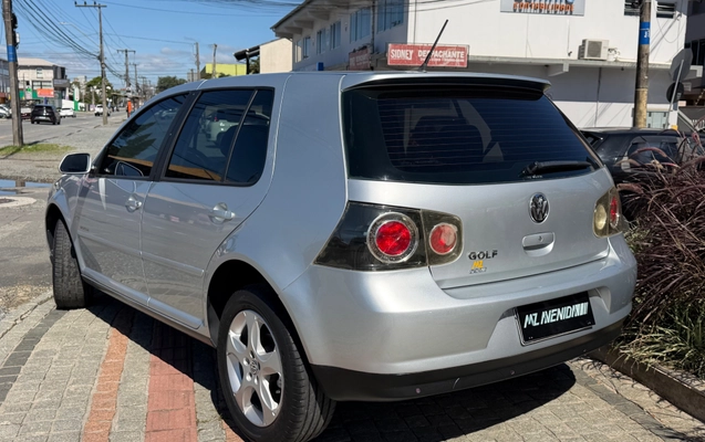 imagem-https://www.socarrao.com.br/sc-vehicle-images-prod/3718398/1788907790160-84c3857b05d04c55a49c9602fa77cde4_1788907690181.jpg