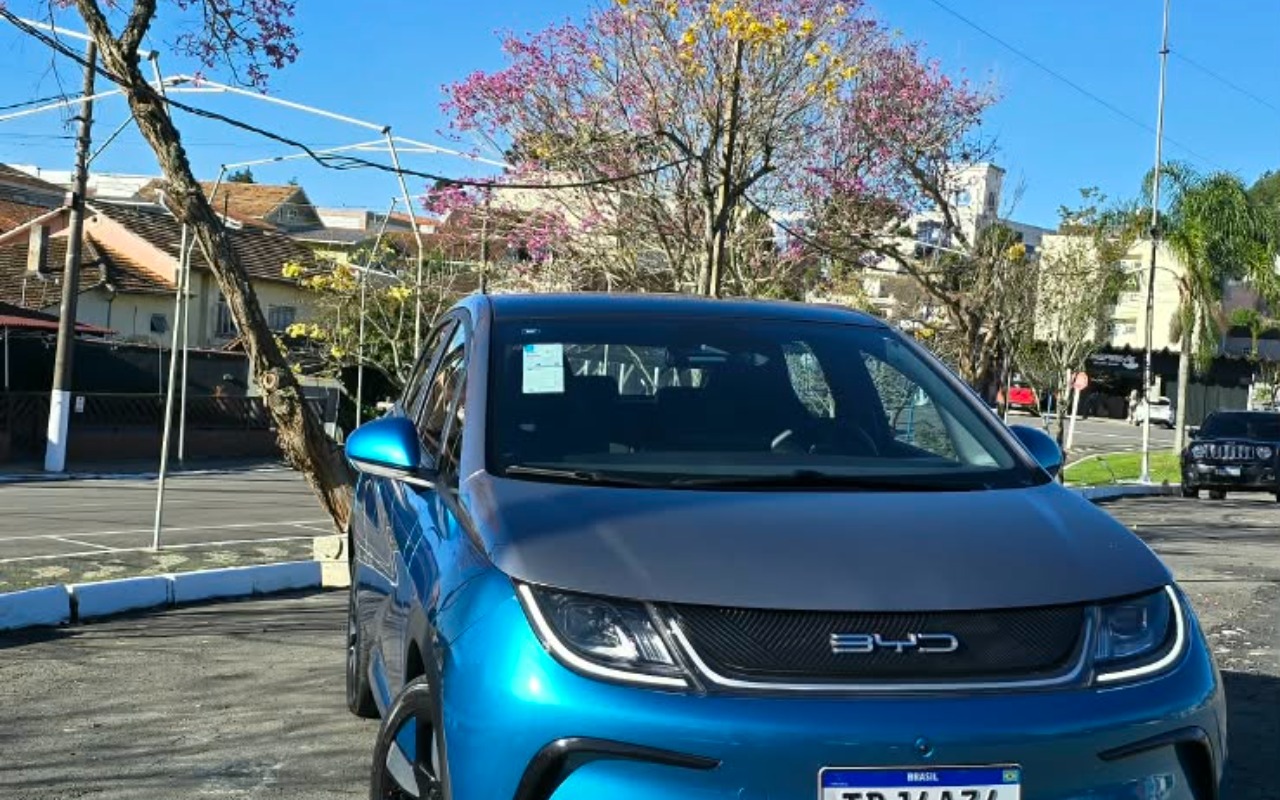 imagem-https://www.socarrao.com.br/sc-vehicle-images-prod/3718835/1788912623823-SU1HLTIwMjYwOTAzLVdBMDI0Ny5qcGc.jpg