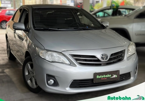 Toyota Corolla 2013 Prata — foto 1 de 3