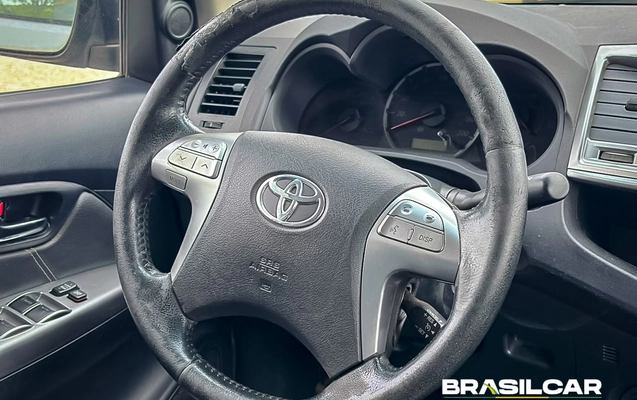 imagem-https://www.socarrao.com.br/sc-vehicle-images-prod/3719879/1788913478458-003_669a4c24b1d1ab77ad146043b74ed532.jpg