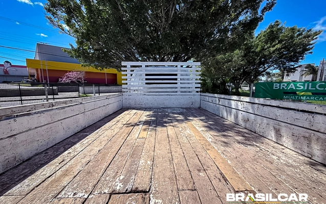 imagem-https://www.socarrao.com.br/sc-vehicle-images-prod/3719879/1788913478464-003_9593be990bc3b8a2dac9341b8e346614.jpg
