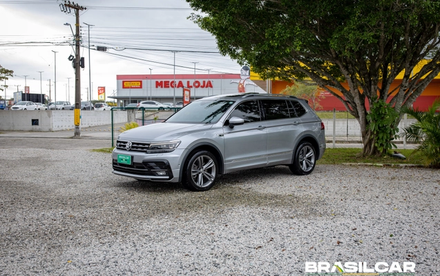 imagem-https://www.socarrao.com.br/sc-vehicle-images-prod/3719942/1788913689492-003_08fd827ffb1cd5f0637a13d858097137.jpg