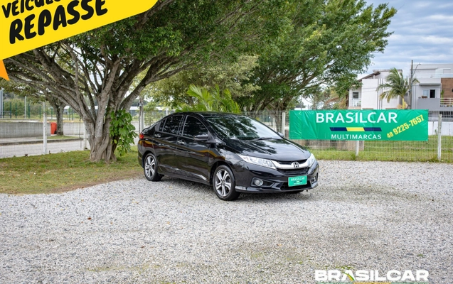 imagem-https://www.socarrao.com.br/sc-vehicle-images-prod/3720107/1788913876759-003_e8c0af5b7c2b227292e8a5705eef338e.jpg