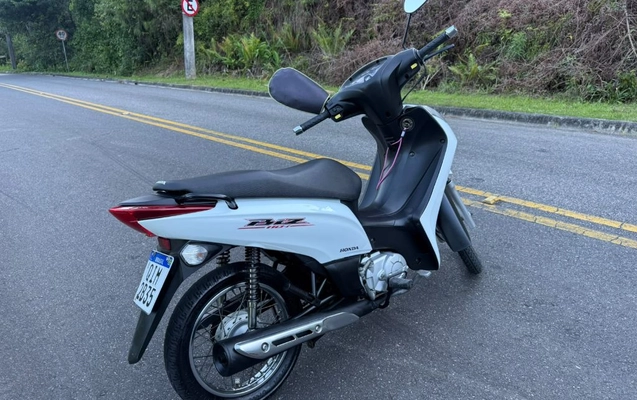 imagem-https://www.socarrao.com.br/sc-vehicle-images-prod/3720319/1788914480421-gb-00c3a96.jpeg