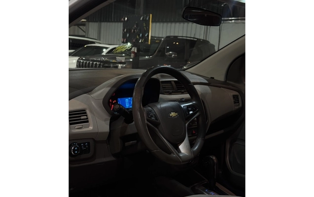 imagem-https://www.socarrao.com.br/sc-vehicle-images-prod/3722216/1788921225395-1_090216.jpg