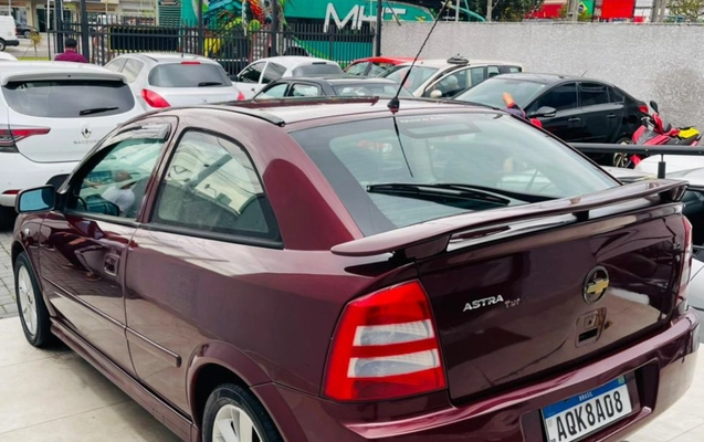 imagem-https://www.socarrao.com.br/sc-vehicle-images-prod/3722463/1788922174106-V2hhdHNBcHAgSW1hZ2UgMjAyNi0wOS0wNCBhdCAxMy4zMS4wNCAoMykuanBlZw.jpeg