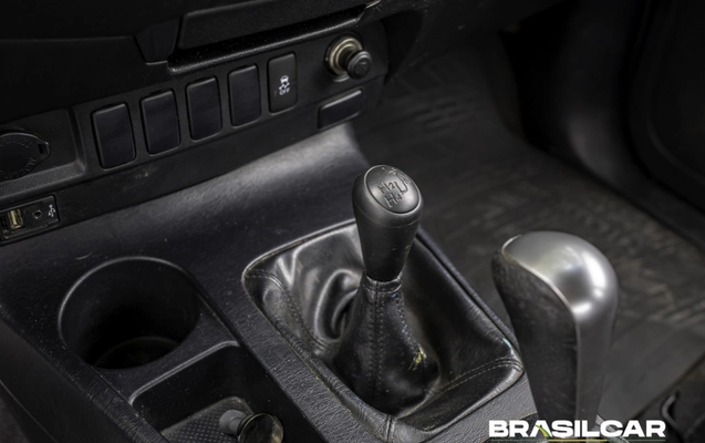 imagem-https://www.socarrao.com.br/sc-vehicle-images-prod/3722806/1788923252837-003_af4d2f304891d28751ae1bf98a90d3af.jpg