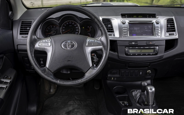 imagem-https://www.socarrao.com.br/sc-vehicle-images-prod/3722806/1788923252840-003_271e9c6736510ebf58cd92fb6cad5a76.jpg