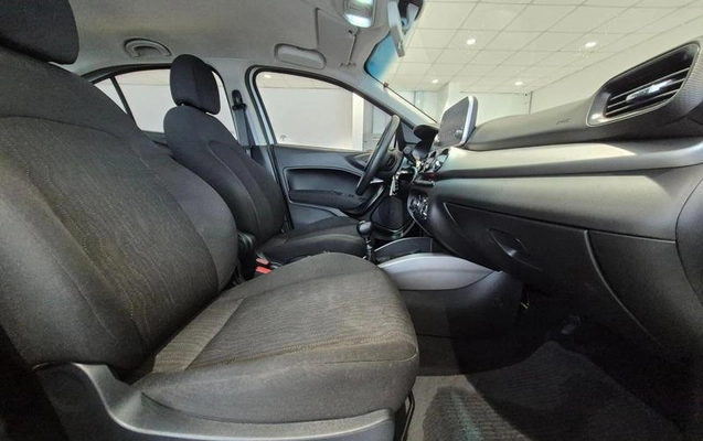 imagem-https://www.socarrao.com.br/sc-vehicle-images-prod/3731165/1789239940853-8458619_10_B_eba18fbd8b.jpeg