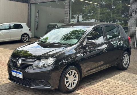 Renault Sandero 2017 Preto — foto 1 de 3