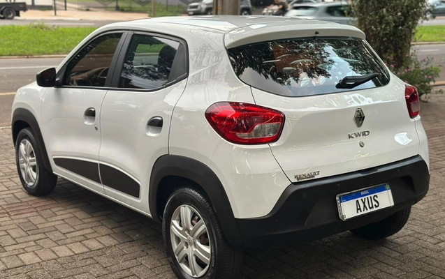 imagem-https://www.socarrao.com.br/sc-vehicle-images-prod/3731495/1788956760658-7_092508.jpg