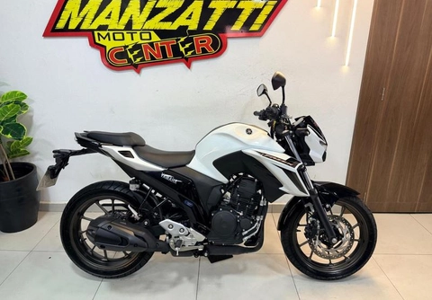 Yamaha FZ25 250 FAZER CONNECTED 2026 Branco — foto 1 de 3