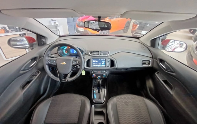 imagem-https://www.socarrao.com.br/sc-vehicle-images-prod/3731525/1788978568649-vehicle_image_1788978530_7d7d42fd780db3fef3ba96a59e57525f.jpeg