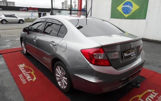 imagem-https://www.socarrao.com.br/sc-vehicle-images-prod/3731540/1789644682523-8424513_4_B_a62ac0f424.jpeg