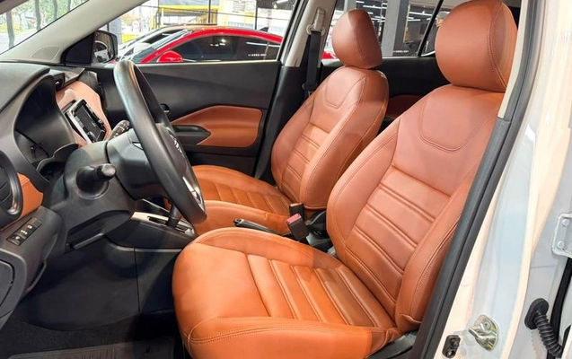 imagem-https://www.socarrao.com.br/sc-vehicle-images-prod/3731616/1789646118251-8458766_13_B_785b6ffe70.jpeg