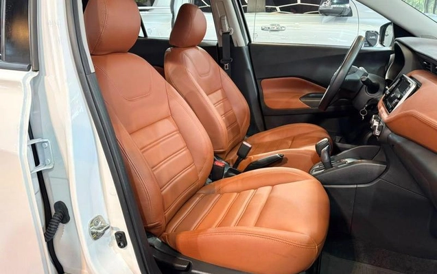 imagem-https://www.socarrao.com.br/sc-vehicle-images-prod/3731616/1789646118254-8458766_15_B_f7d7796b54.jpeg