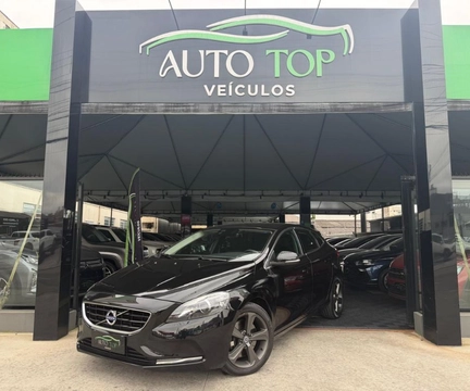 Volvo V40 2016 Preto — foto 1 de 3