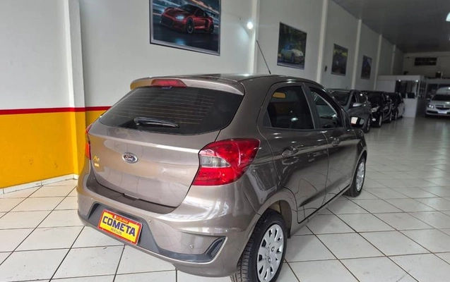 imagem-https://www.socarrao.com.br/sc-vehicle-images-prod/3731720/1788958022360-8398804_5_B_b01511b195.jpeg