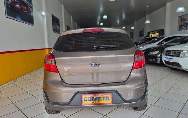 imagem-https://www.socarrao.com.br/sc-vehicle-images-prod/3731720/1788958022365-8398804_7_B_6dc29c8d9b.jpeg