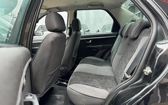 imagem-https://www.socarrao.com.br/sc-vehicle-images-prod/3731769/1789573688356-8458688_6_B_d3c2af0f53.jpeg