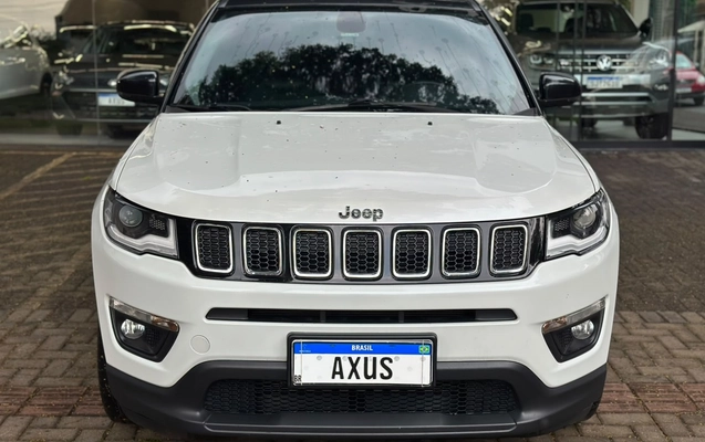imagem-https://www.socarrao.com.br/sc-vehicle-images-prod/3731810/1788957771712-10_094141.jpg