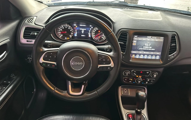 imagem-https://www.socarrao.com.br/sc-vehicle-images-prod/3731810/1788957771726-14_094141.jpg
