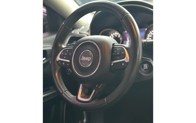 imagem-https://www.socarrao.com.br/sc-vehicle-images-prod/3731810/1788957771729-3_094141.jpg