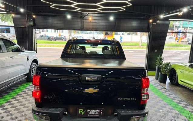 imagem-https://www.socarrao.com.br/sc-vehicle-images-prod/3731941/1789999761042-8458821_12_B_66091f533c.jpeg