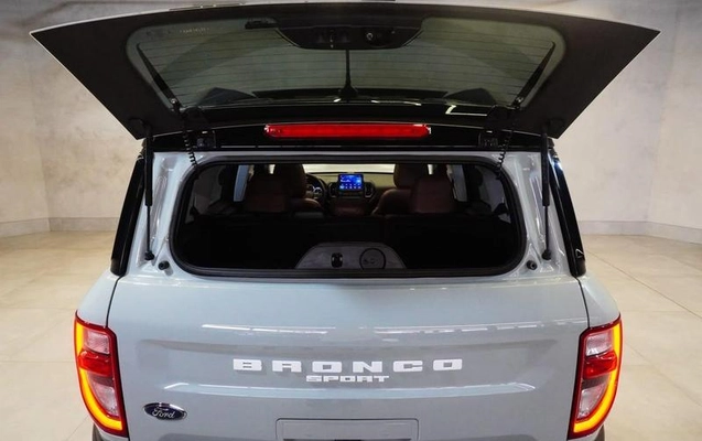 imagem-https://www.socarrao.com.br/sc-vehicle-images-prod/3731952/1789387328932-8458869_0_B_9d5f6ba7ce.jpeg