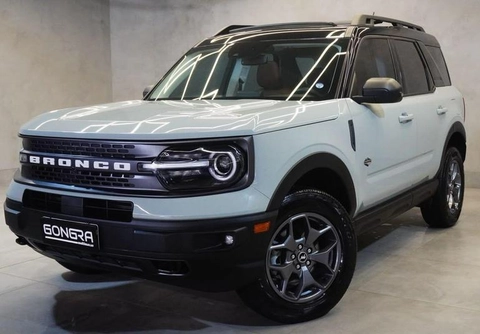 Ford Bronco 2023 Cinza — foto 1 de 3